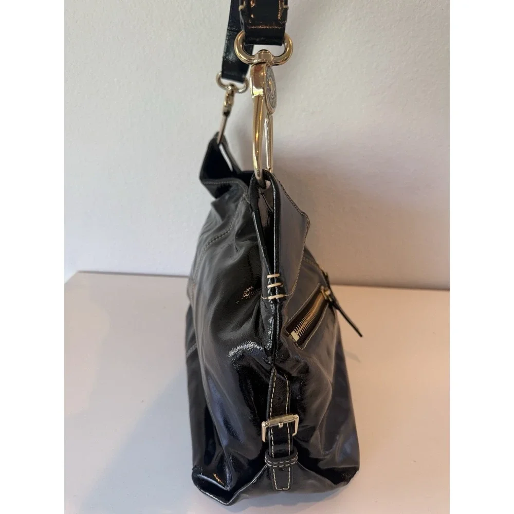 Dooney‎ & Bourke Black Patent Leather Medium Hobo Shoulder Bag Zip Pocket Nice